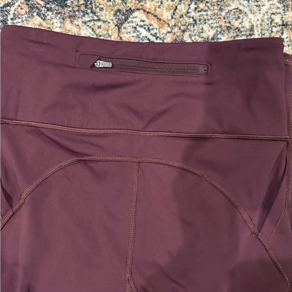 Burgundy work out pants capri length - Picture 5 of 5